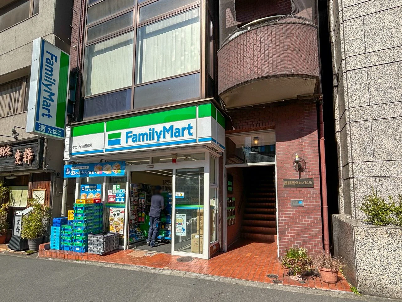西新宿タカノビル 3階・4階セット ビルエントランス 5