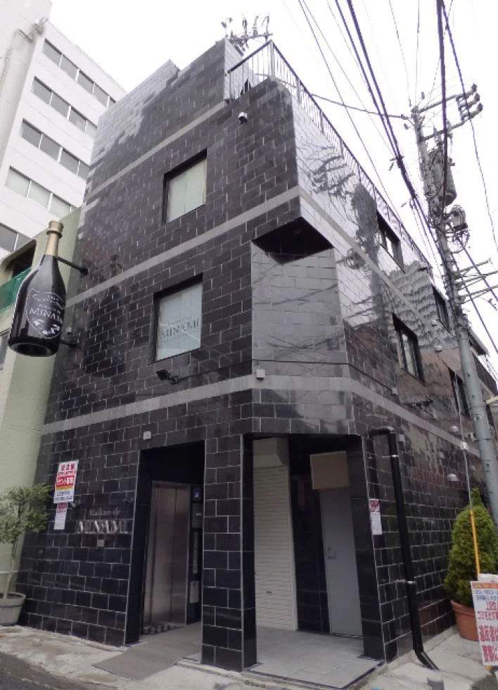 MIT四谷3丁目ビル B1 外観 1
