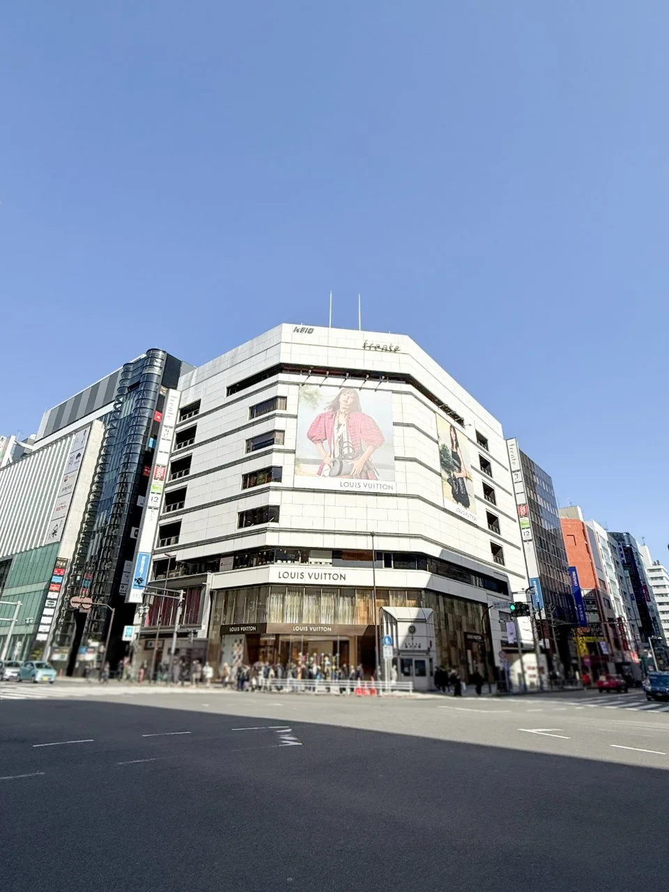 京王フレンテ新宿3丁目 7 オフィスビル外観 2
