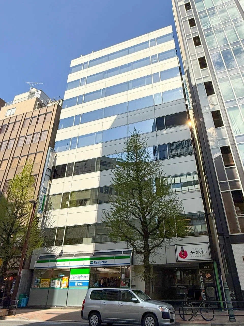 西新宿K-1ビル 4 オフィスビル外観 1