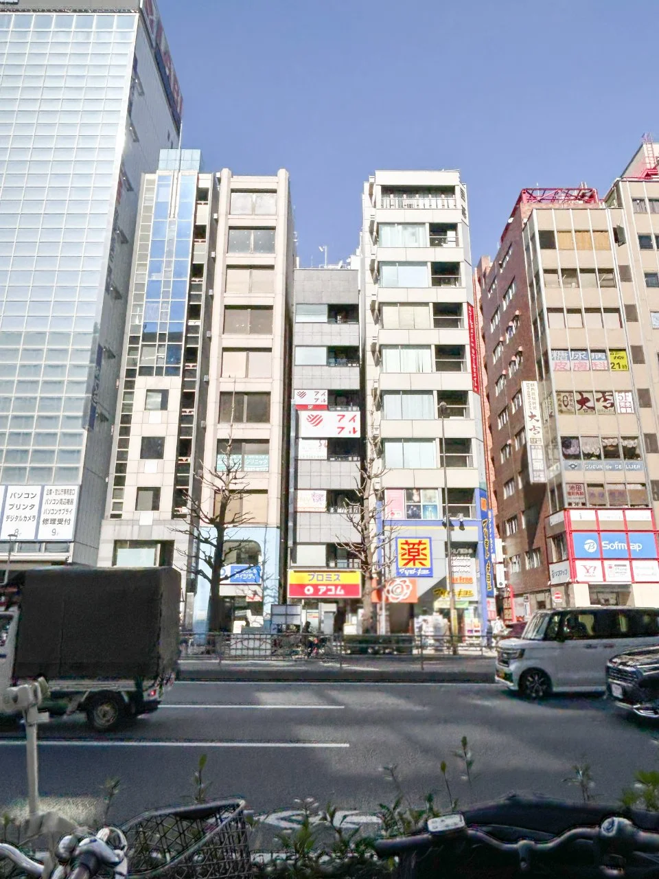 山兼新宿ビル 1 オフィスビル外観 1