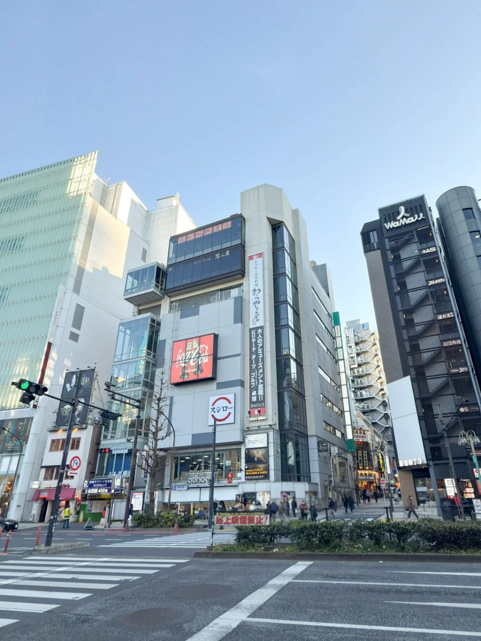 アドホック新宿ビル 4 オフィスビル外観 1