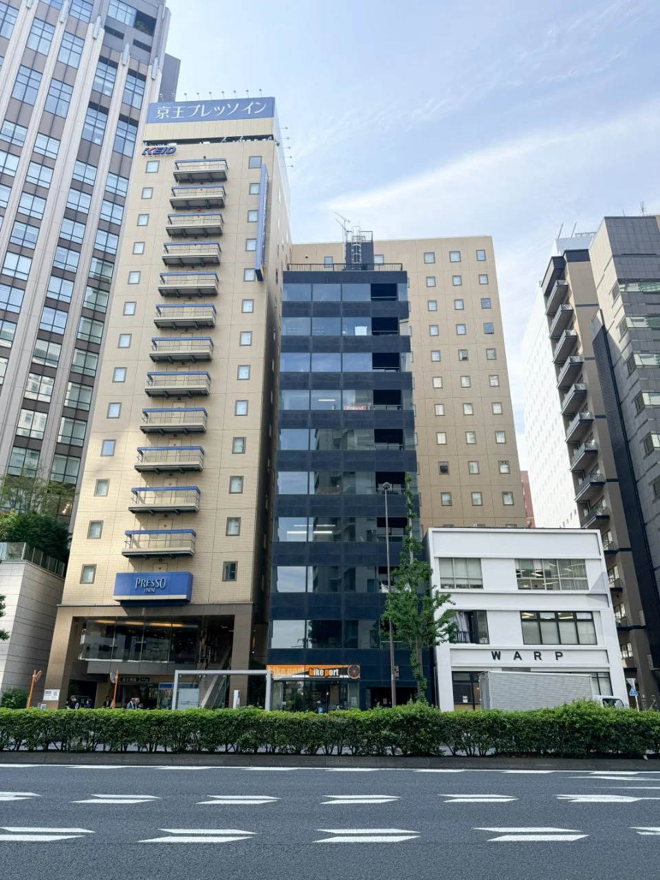 京王西新宿南ビル 2 オフィスビル外観 1