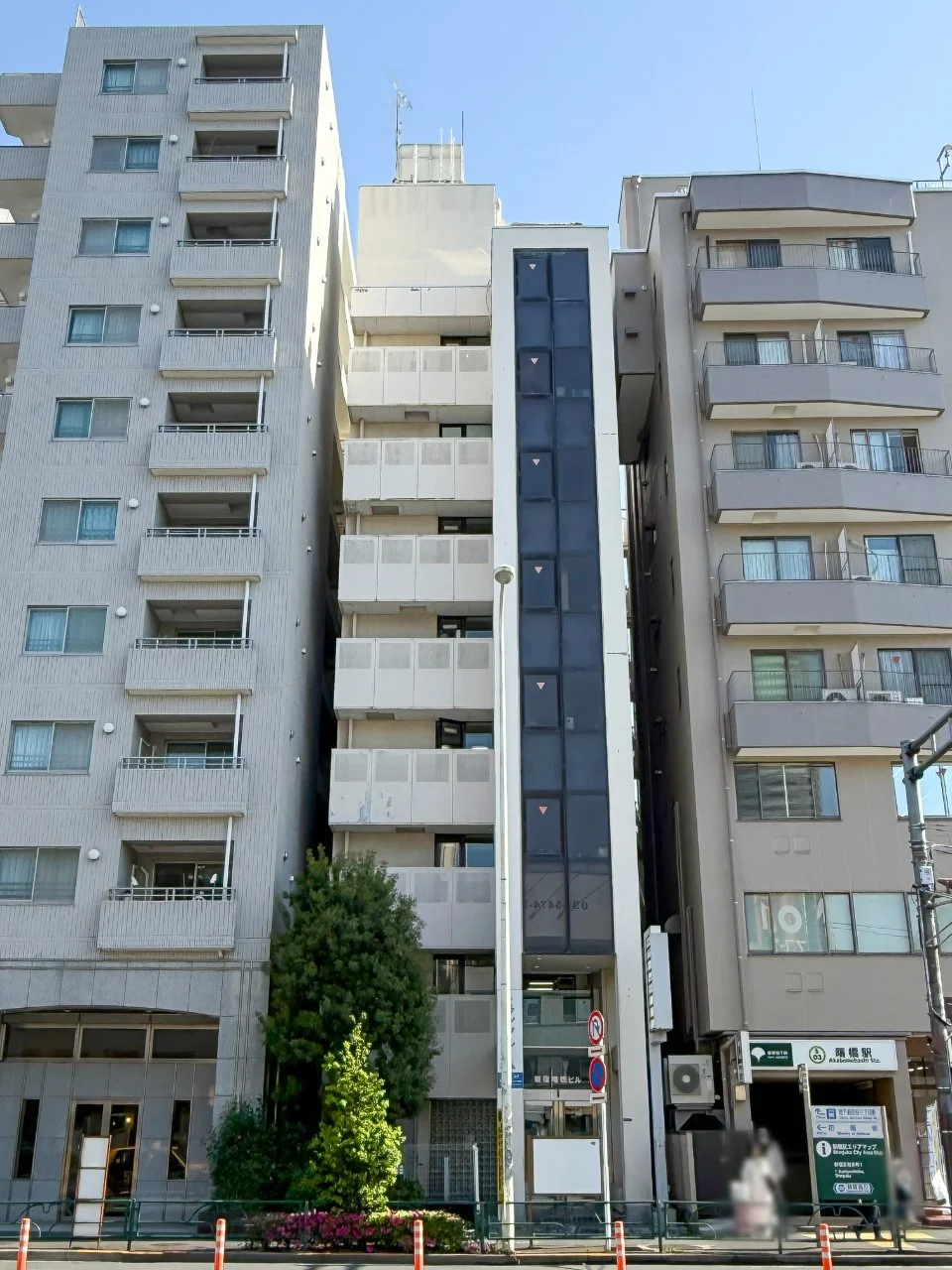 新宿曙橋ビル 2 オフィスビル外観 2