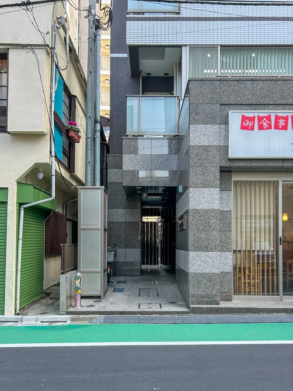 ミュールメゾン西新宿ビル 2 エントランス 3