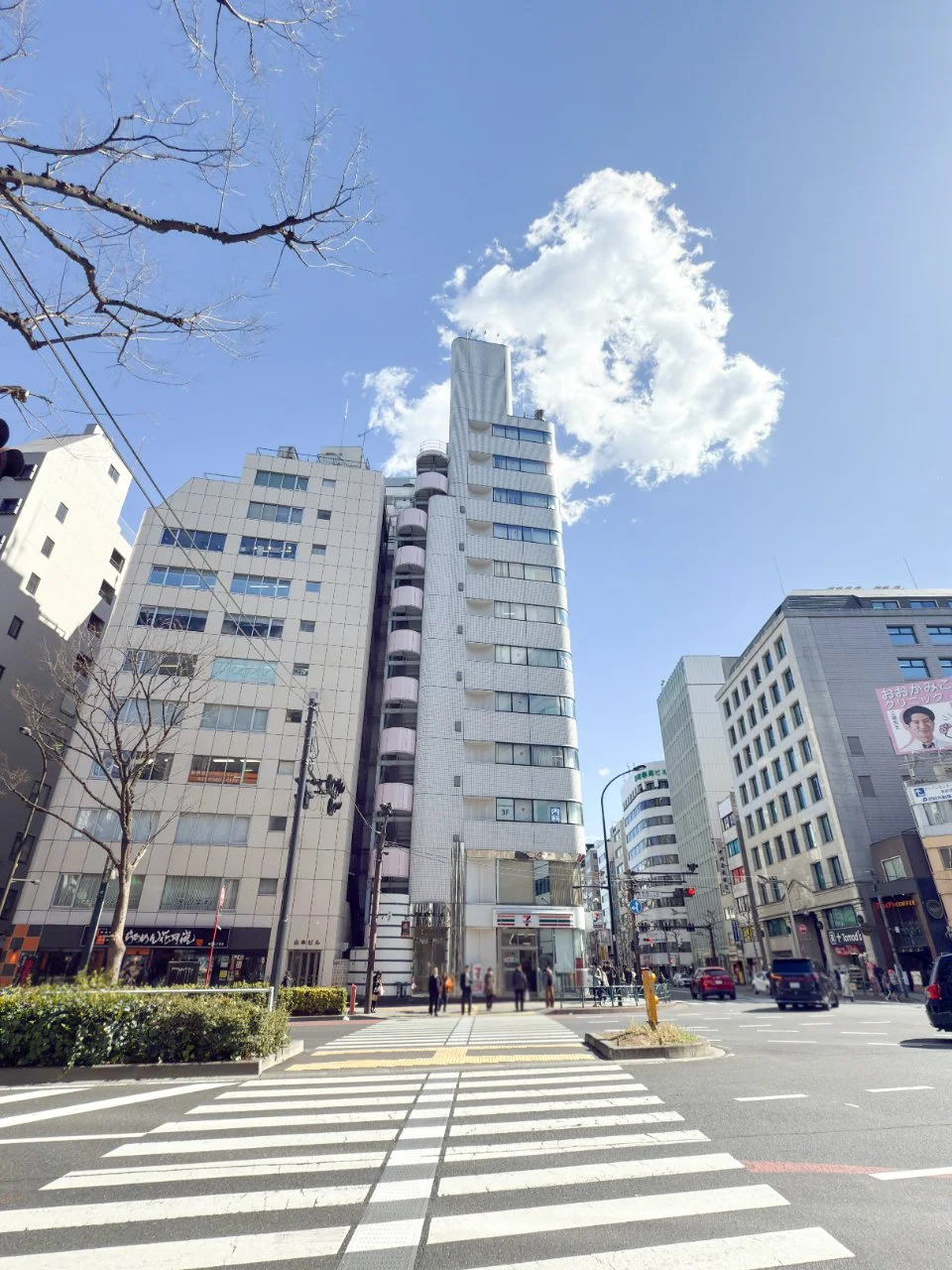 新宿通東洋ビル 3 オフィスビル外観 2