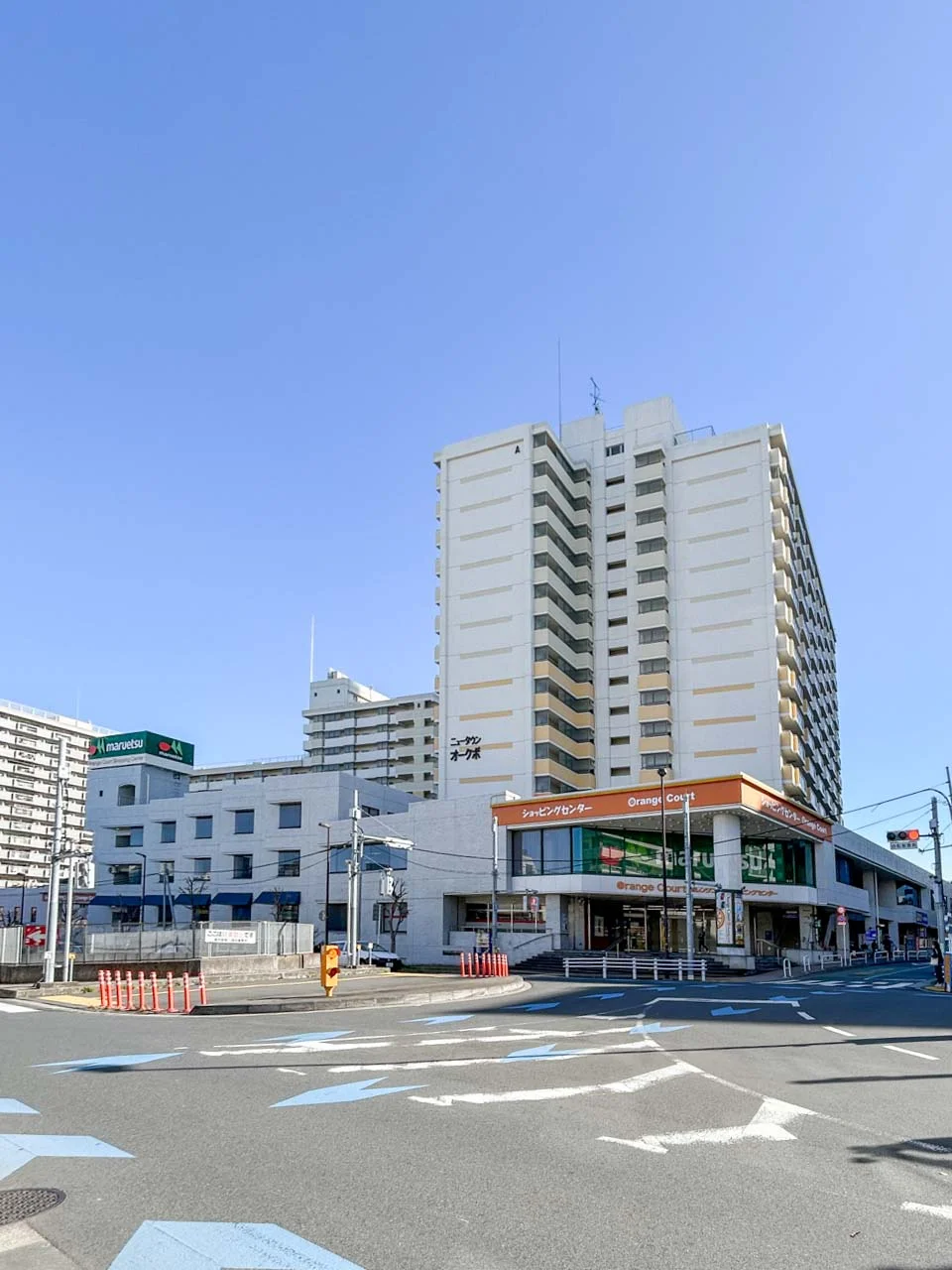Orange Courtショッピングセンター内ビル 1 外観 1