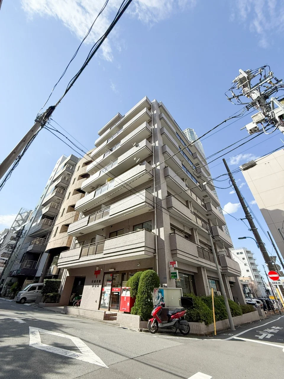 クインズコート新宿ビル 7 オフィスビル外観 2