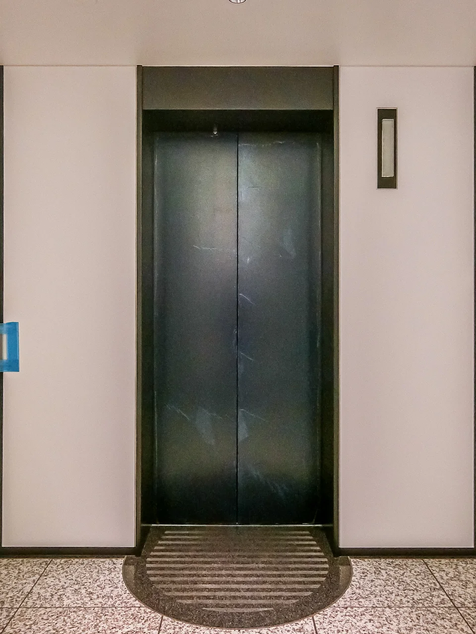アーバンセンター新宿 4 エレベーター 28