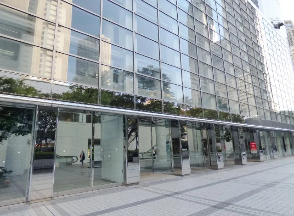 新宿モノリス 27 オフィスビル外観 6