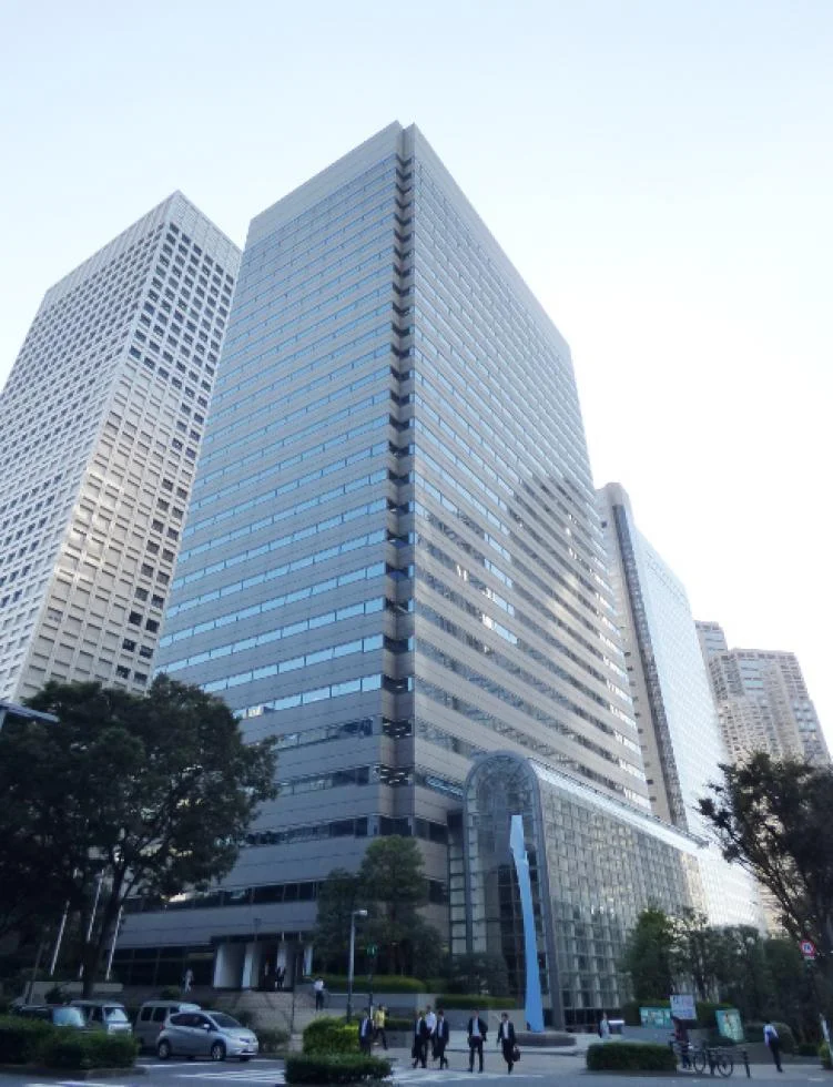 新宿モノリス 27 オフィスビル外観 1