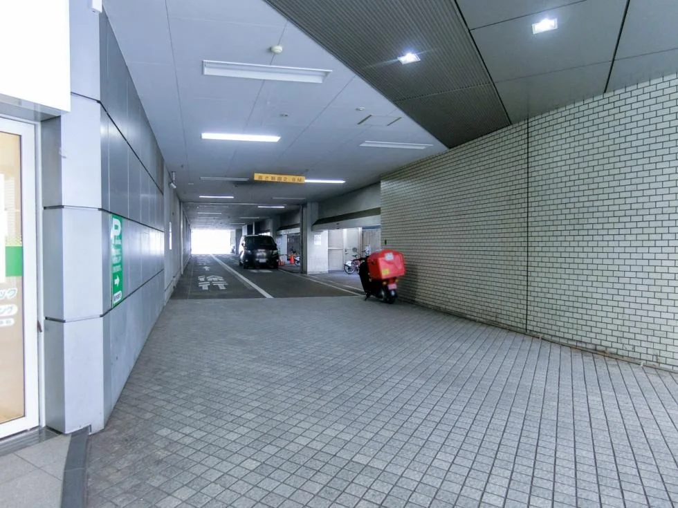 CROSSCOOP新宿SOUTH 6 ビルエントランス 10