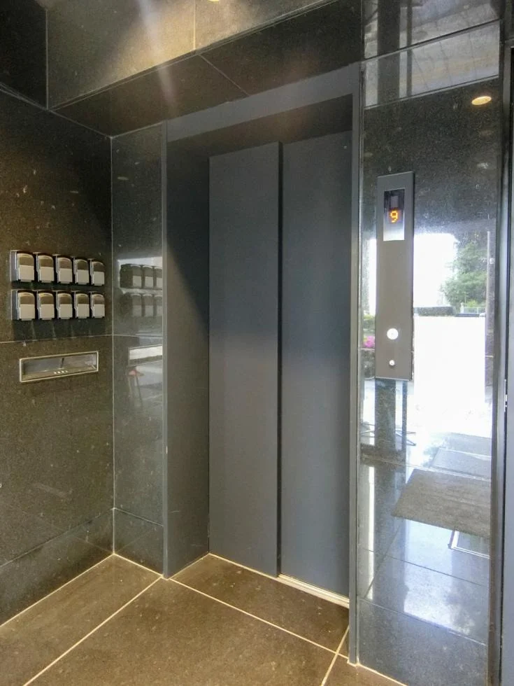 12NISHISHINJUKU 京王西新宿南ビル 3 エレベーター 9