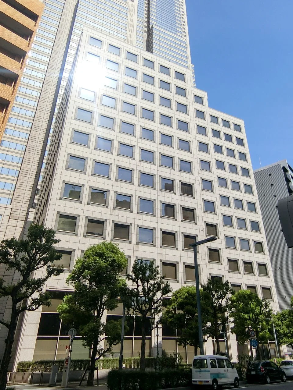 フロンティアグラン西新宿 5 オフィスビル外観 3