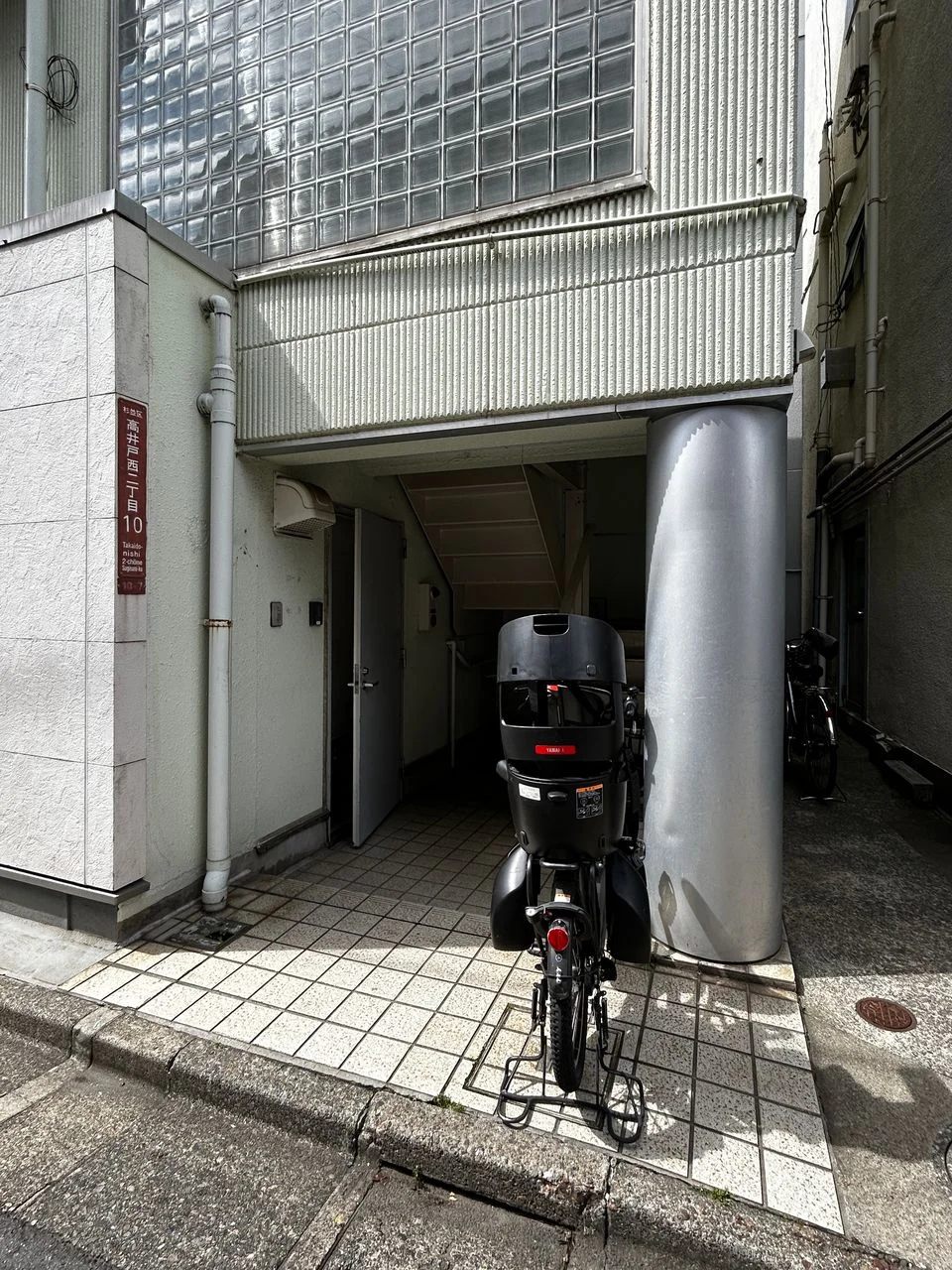 新川ビル 2 エントランス 3