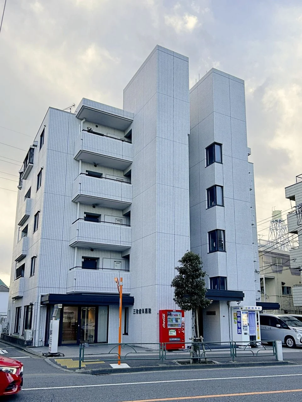 パインハイム 1 外観 1