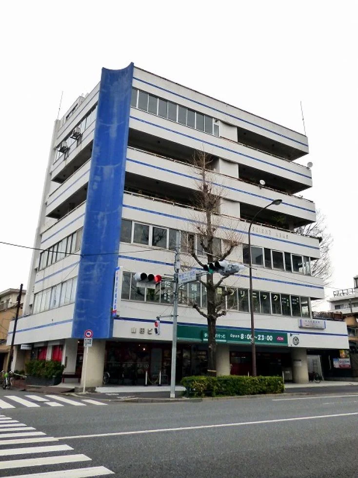 山田ビル B1 外観 1
