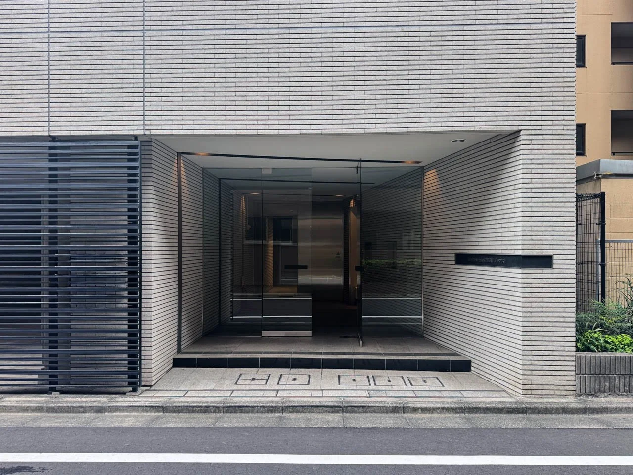 クレスコート錦糸町レジデンスビル 1 エントランス 3