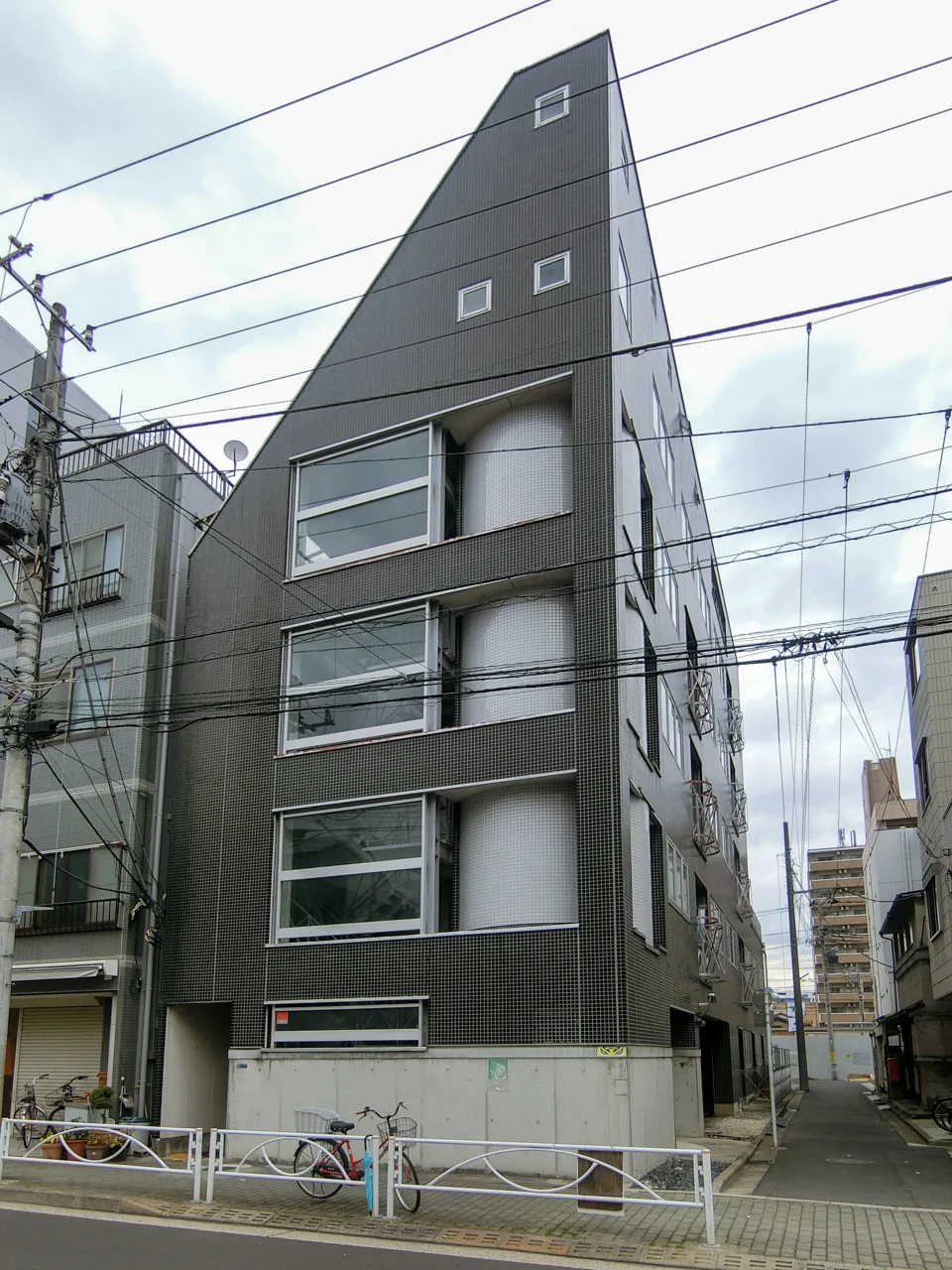 maisonette./α ビル 5-6 外観 1