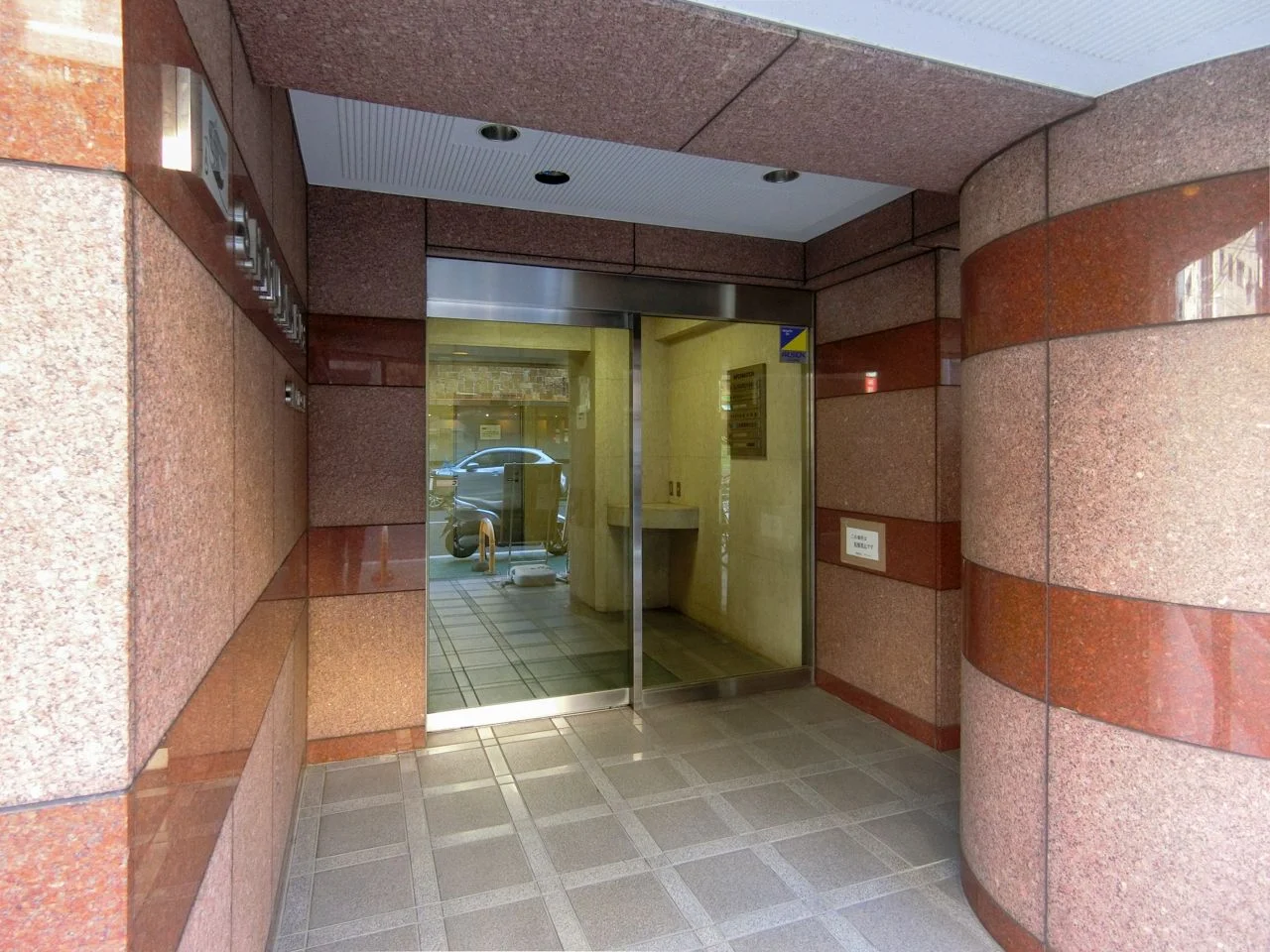 S.HARUYAMA BLDG 6 エントランス 7