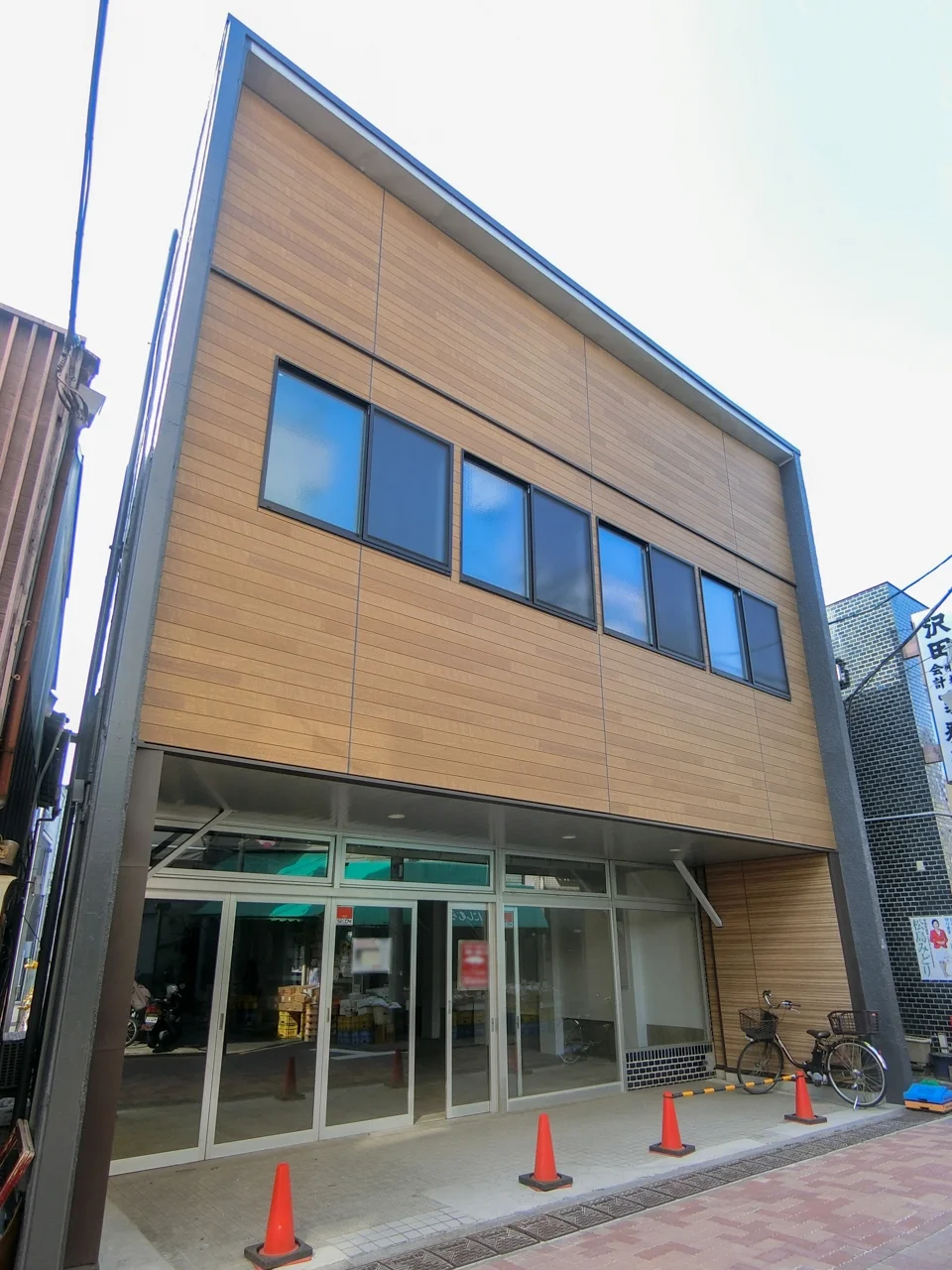 貸店舗ビル 1 外観 2