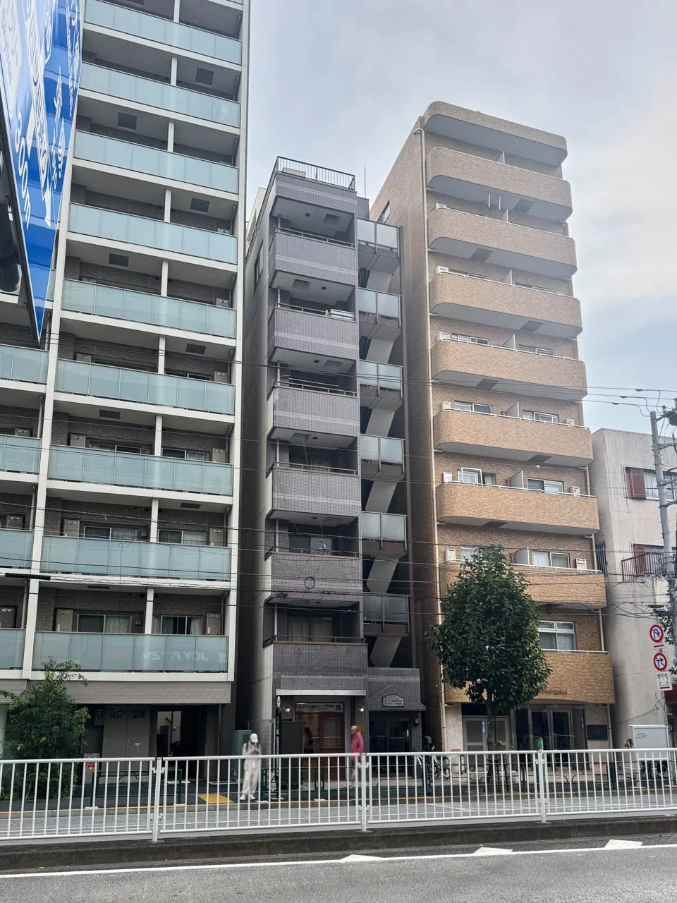 ワイズビル 3 外観 2
