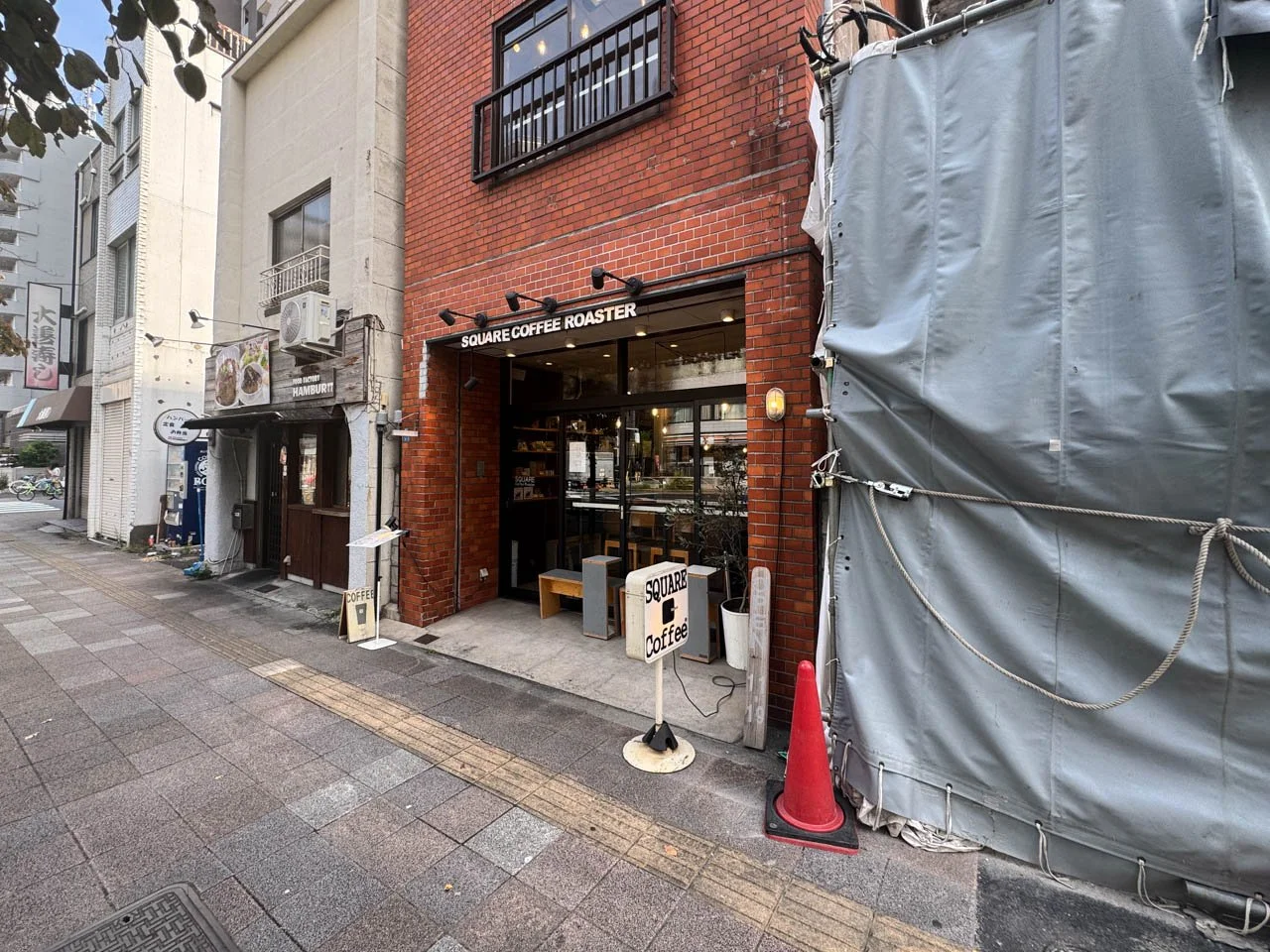 岡ビル 1 エントランス 3
