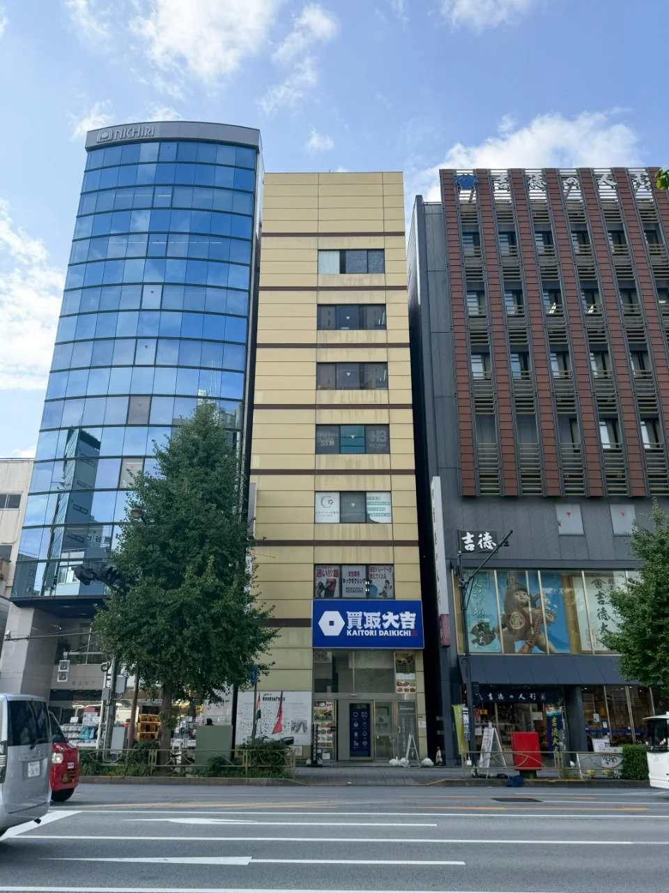 大地ビル B1 外観 1