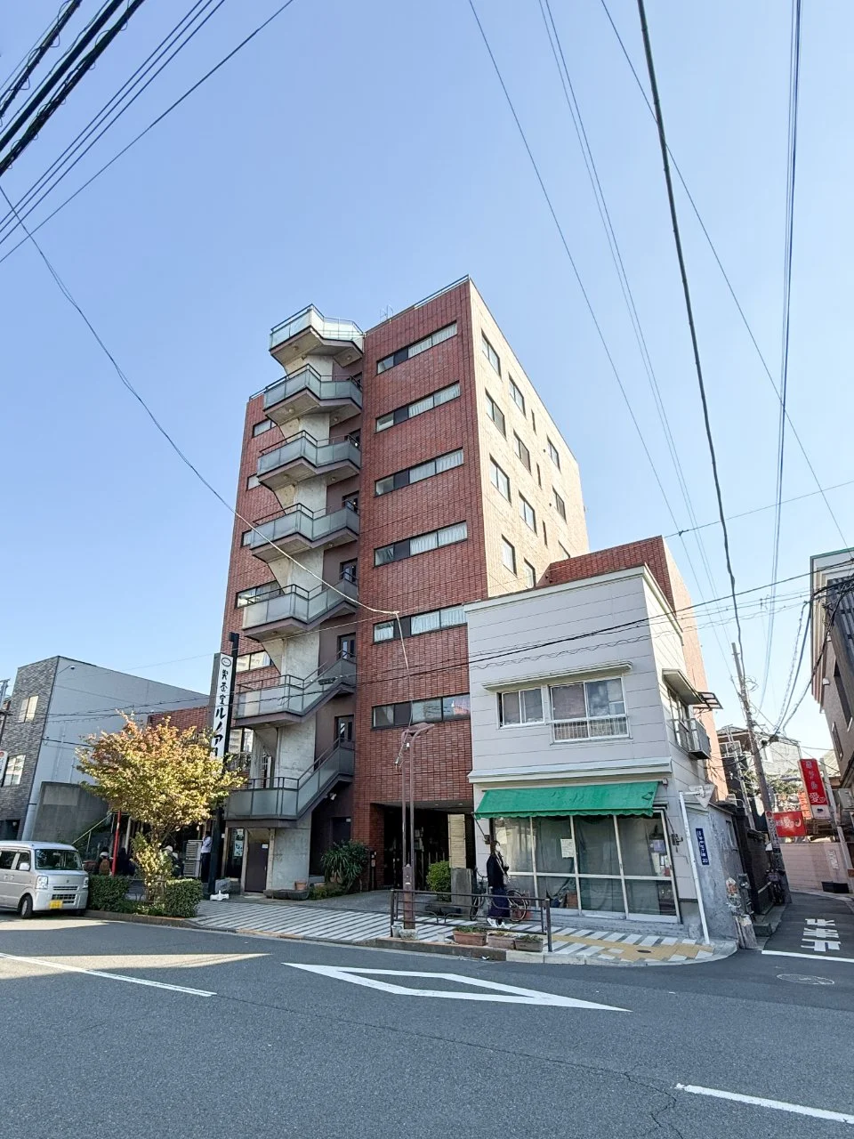 谷中ホームズ 2 外観 1