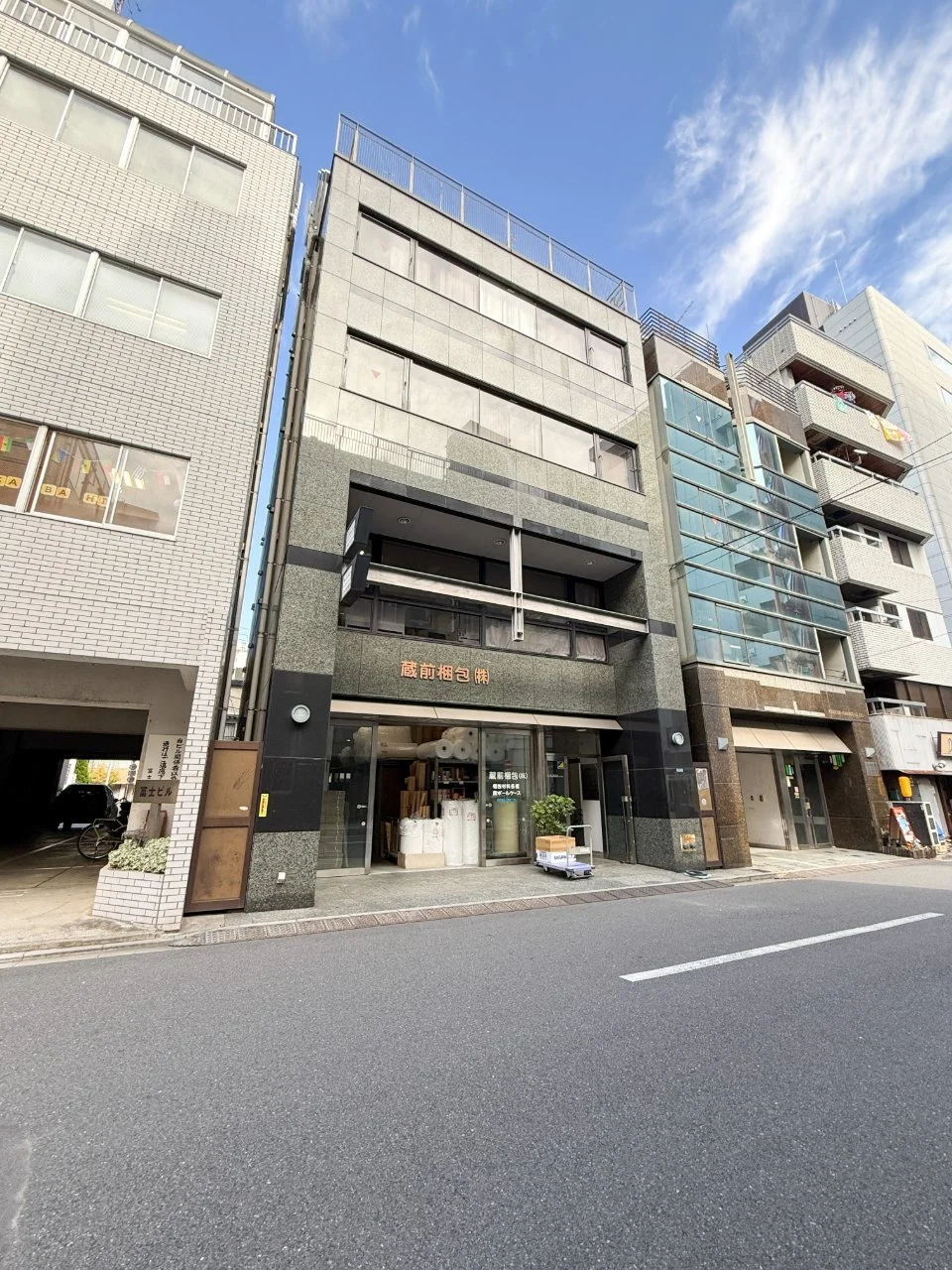 岡田ビル 3 外観 2