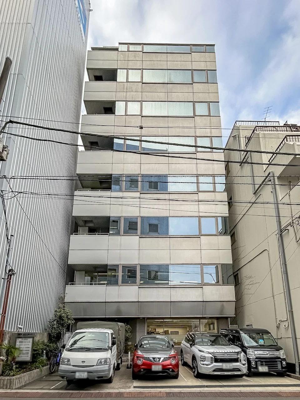 モダンビル 6 外観 1