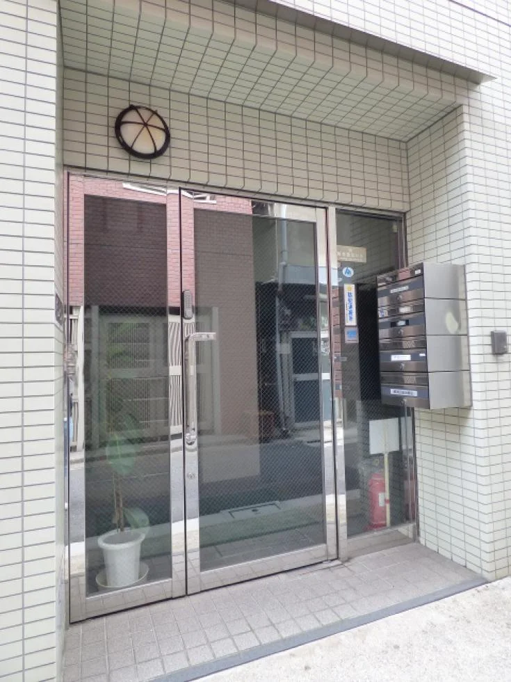 杉山ビル 2 エントランス 3