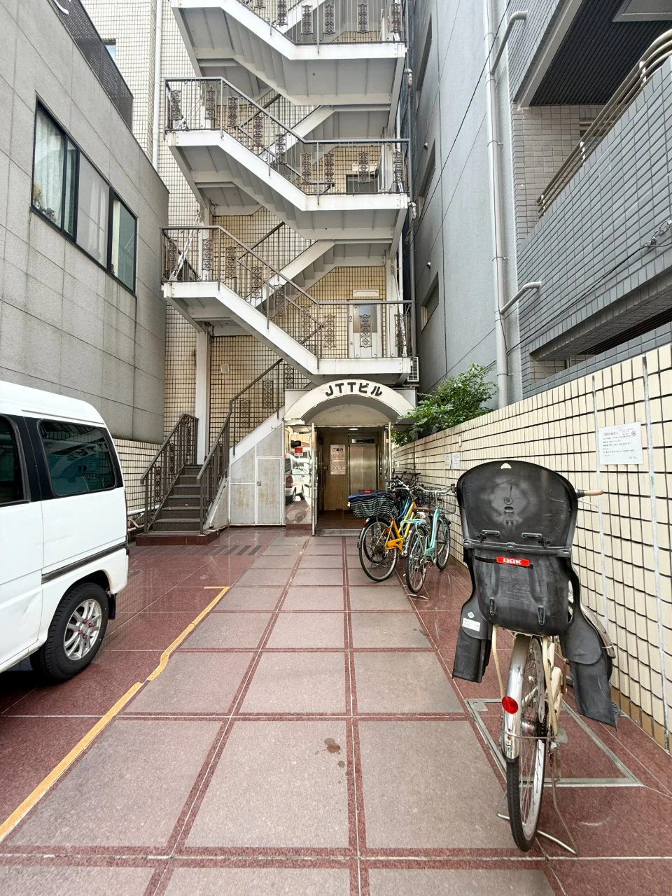 JTTビル 1 エントランス 3
