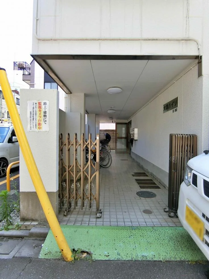 大和ハイツ 3 エントランス 6