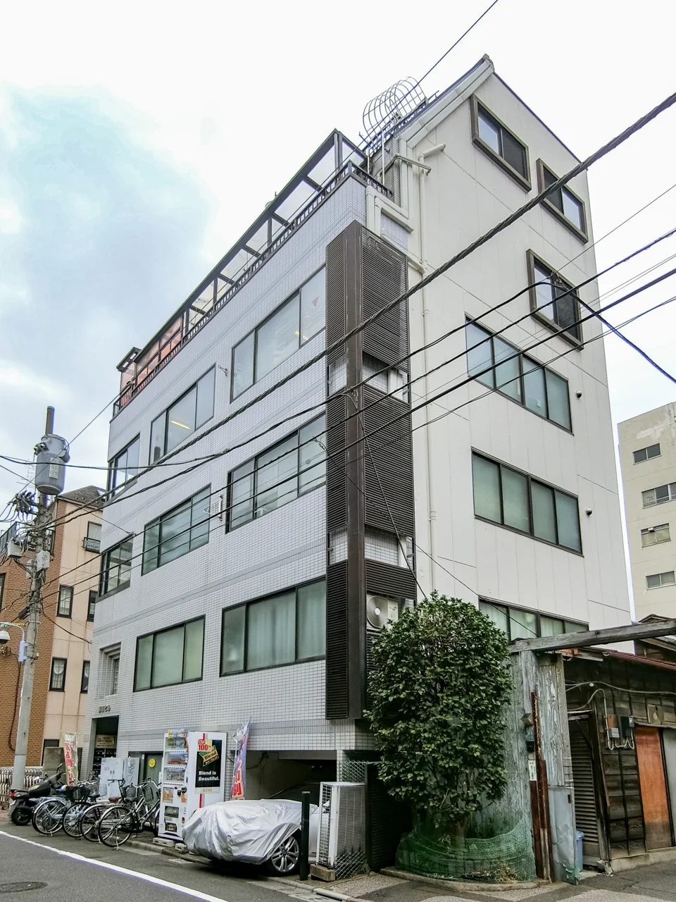 梅田ビル 2 外観 1