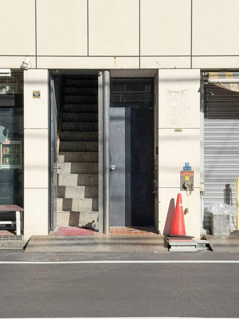 寿家ビル 2 エントランス 3
