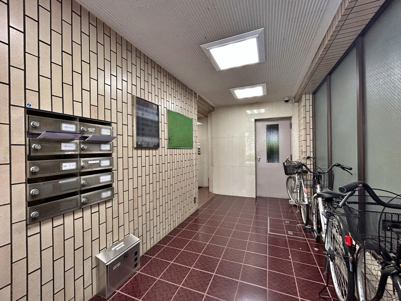 芳屋ビル 6 エントランス 4