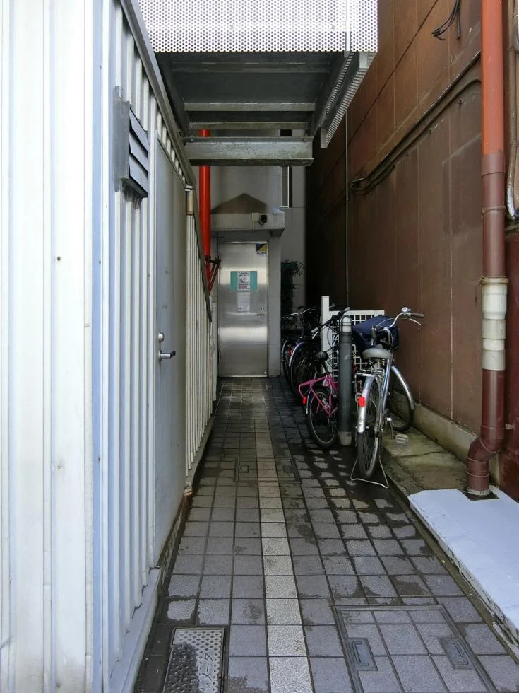 玉田ビル 5 エントランス 3