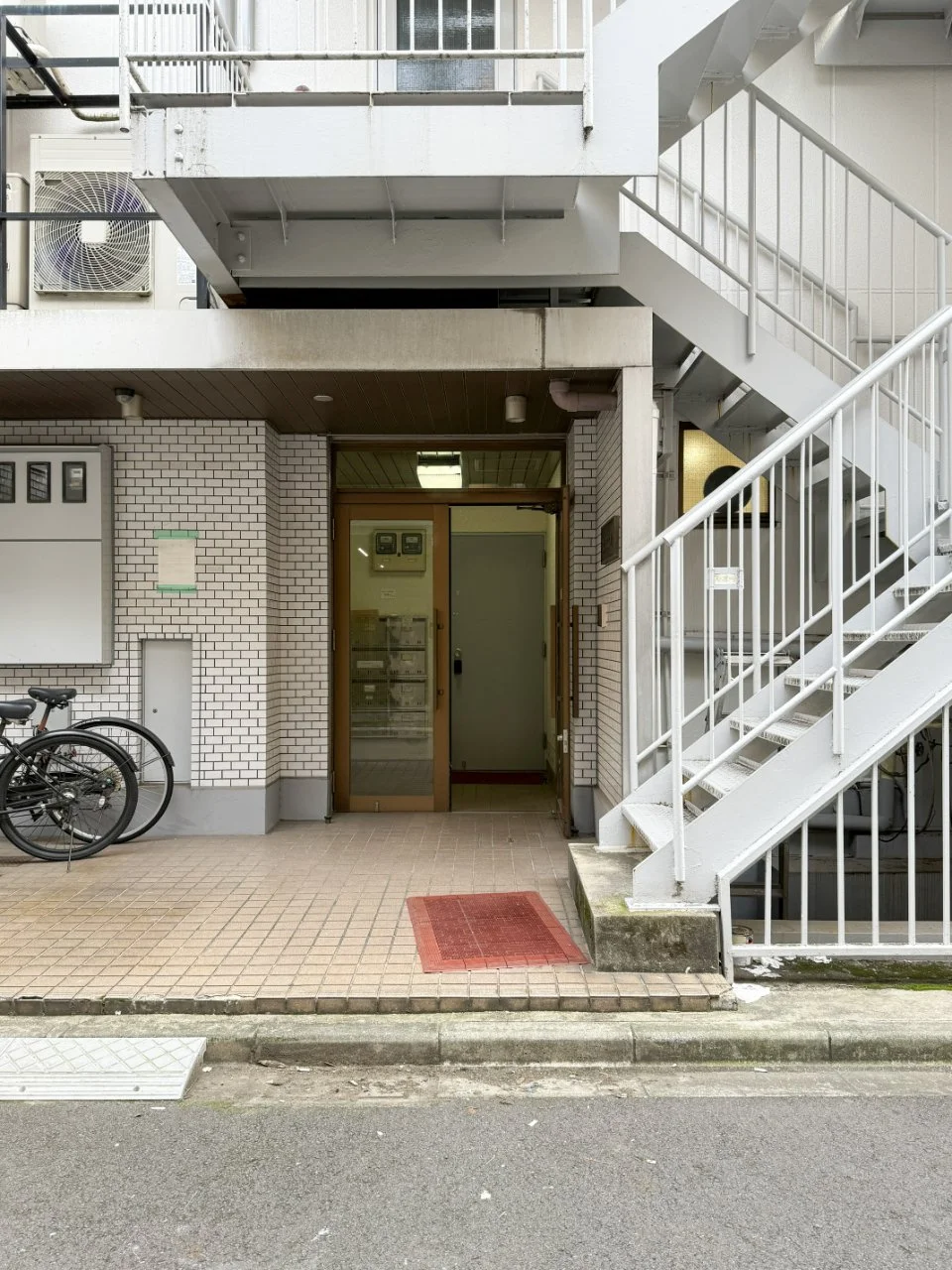 山口ビル 4 エントランス 6