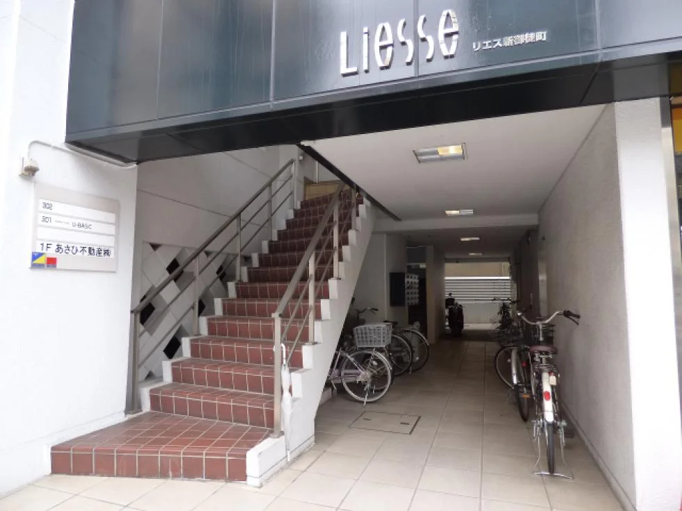 リエス新御徒町 2 エントランス 3