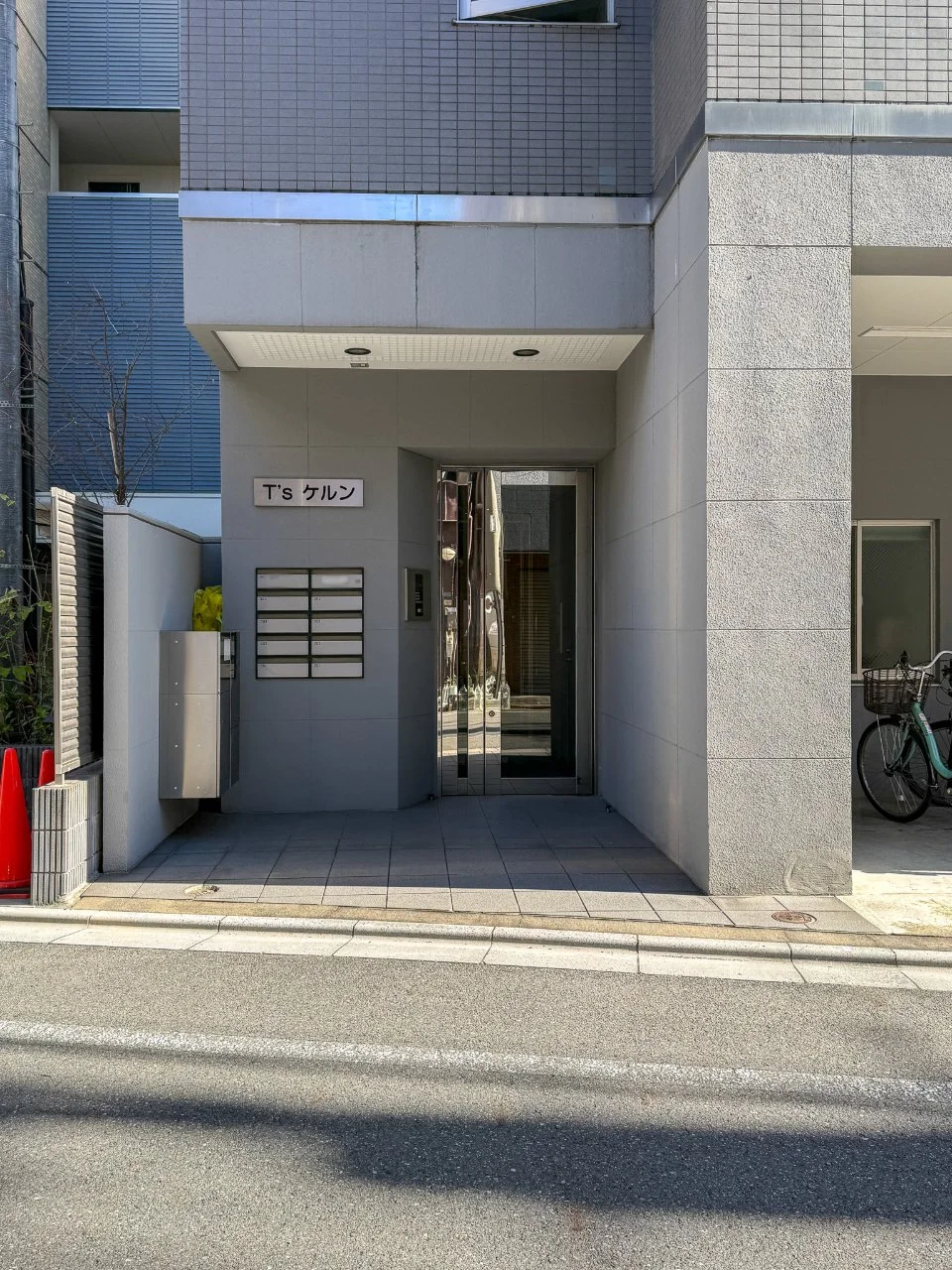 T’sケルンビル 1 エントランス 6