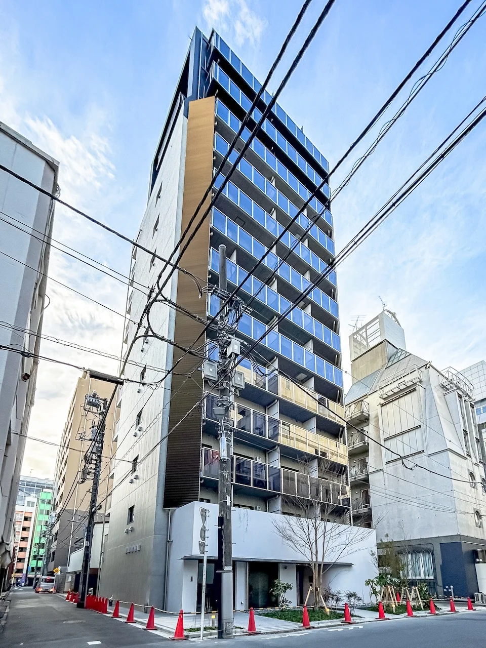 ワンルーフレジデンス上野御徒町 1 外観 2