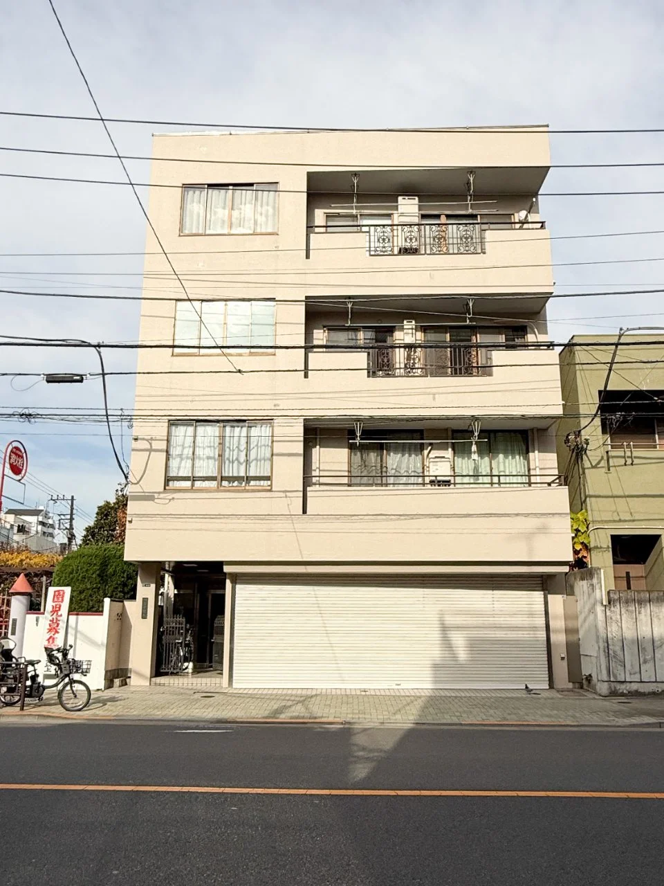 つるやビル 1 外観 2