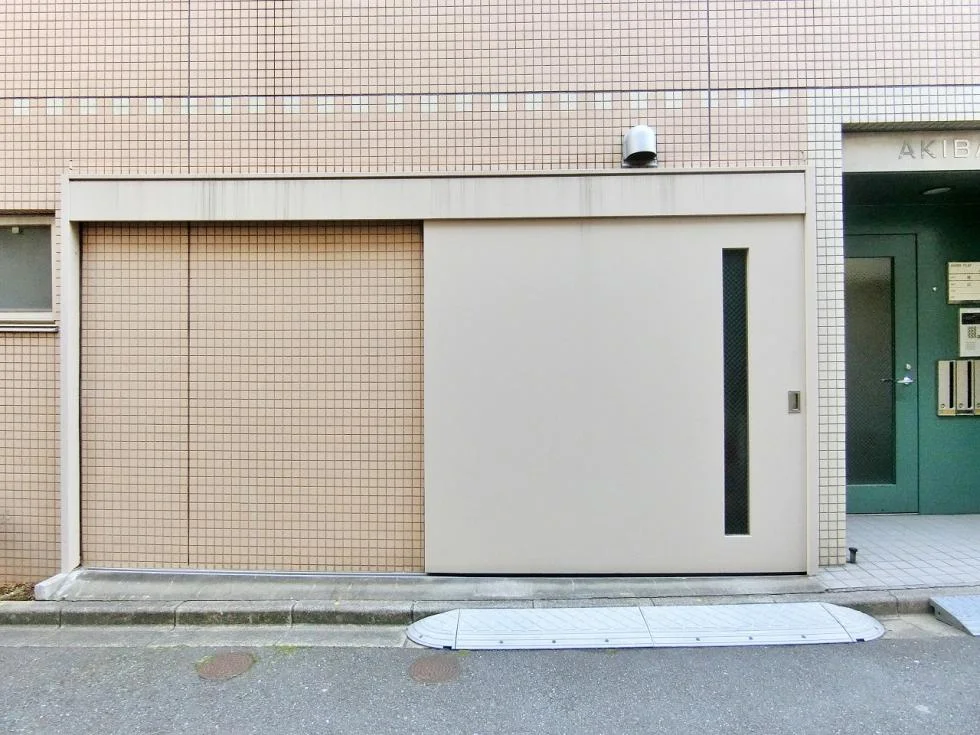 アキバフラット 1 エントランス 3