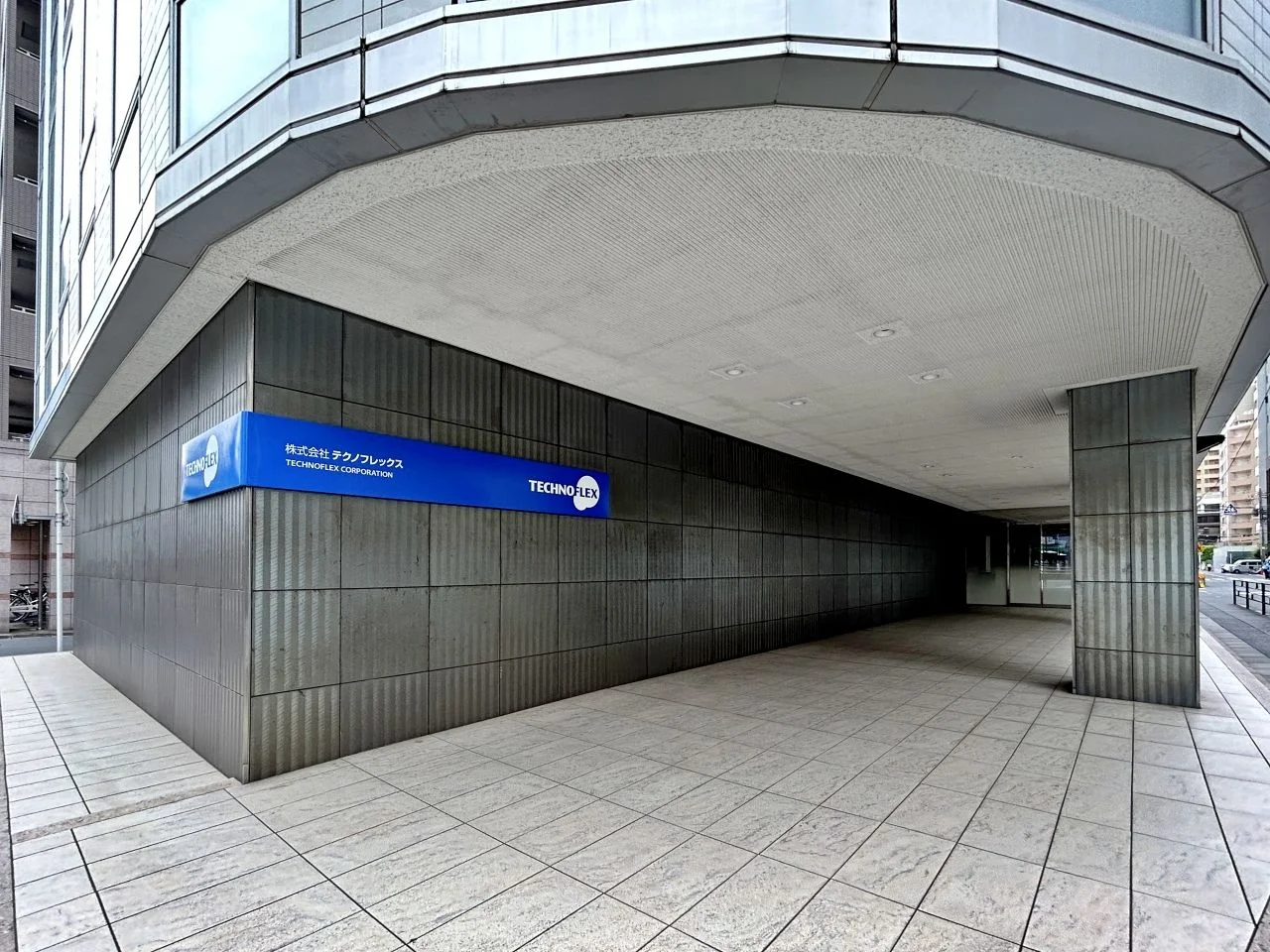 栄泉浅草橋ビル 8 エントランス 3