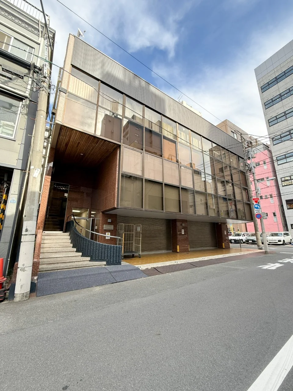 アーバンアートビル B1 外観 2