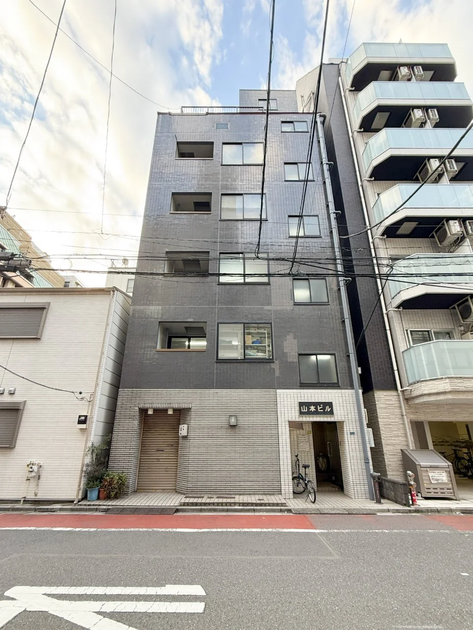 山本ビル 2 外観 1