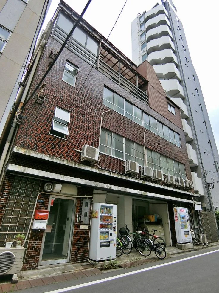 飯田ビル 一棟貸し 外観 2