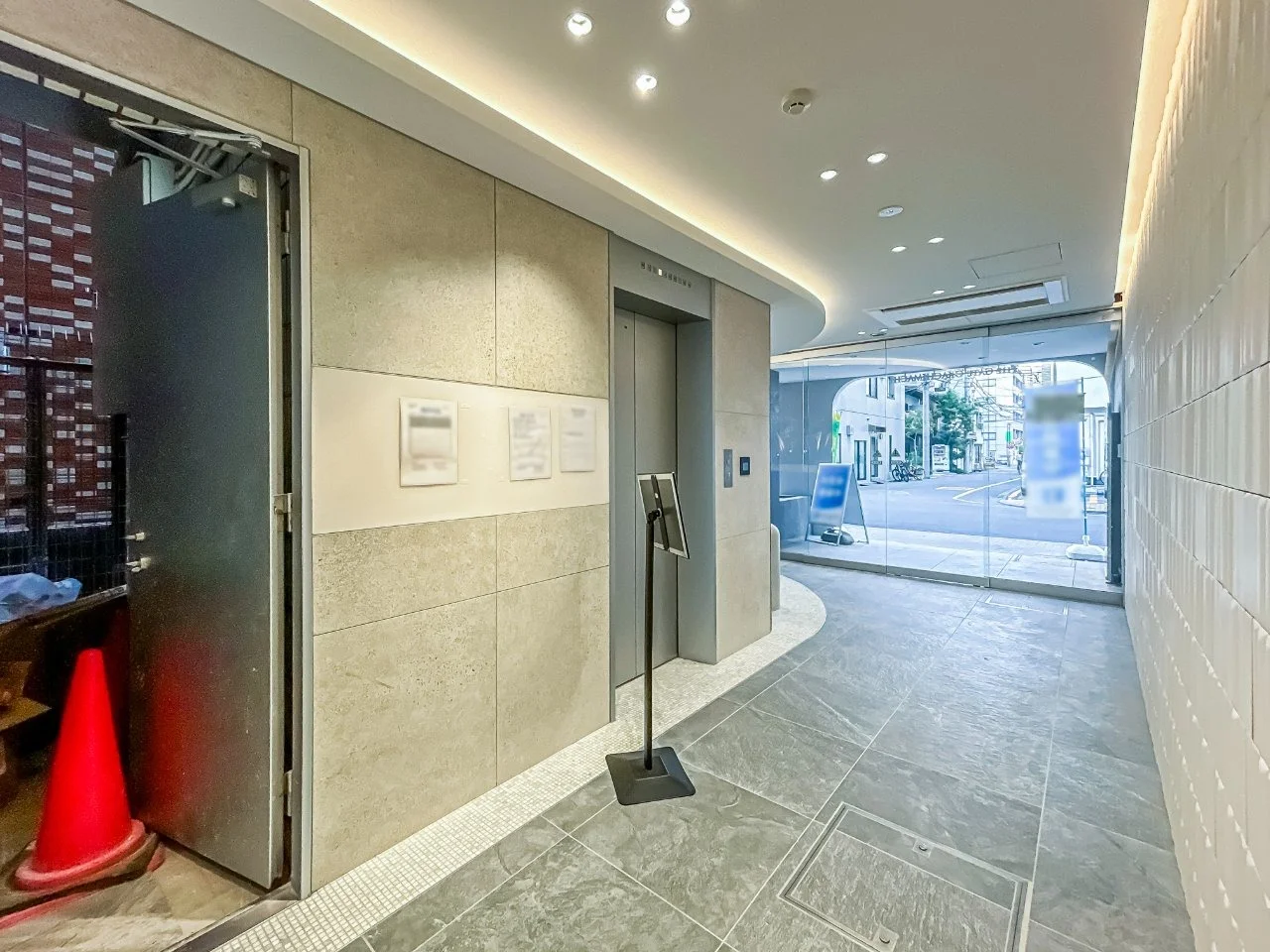 THE GATE 御徒町 3 ビルエントランス 14
