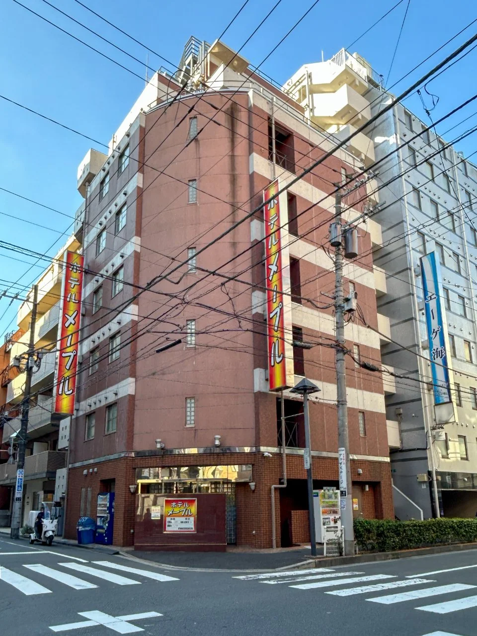 ホテルメープル B1 外観 1